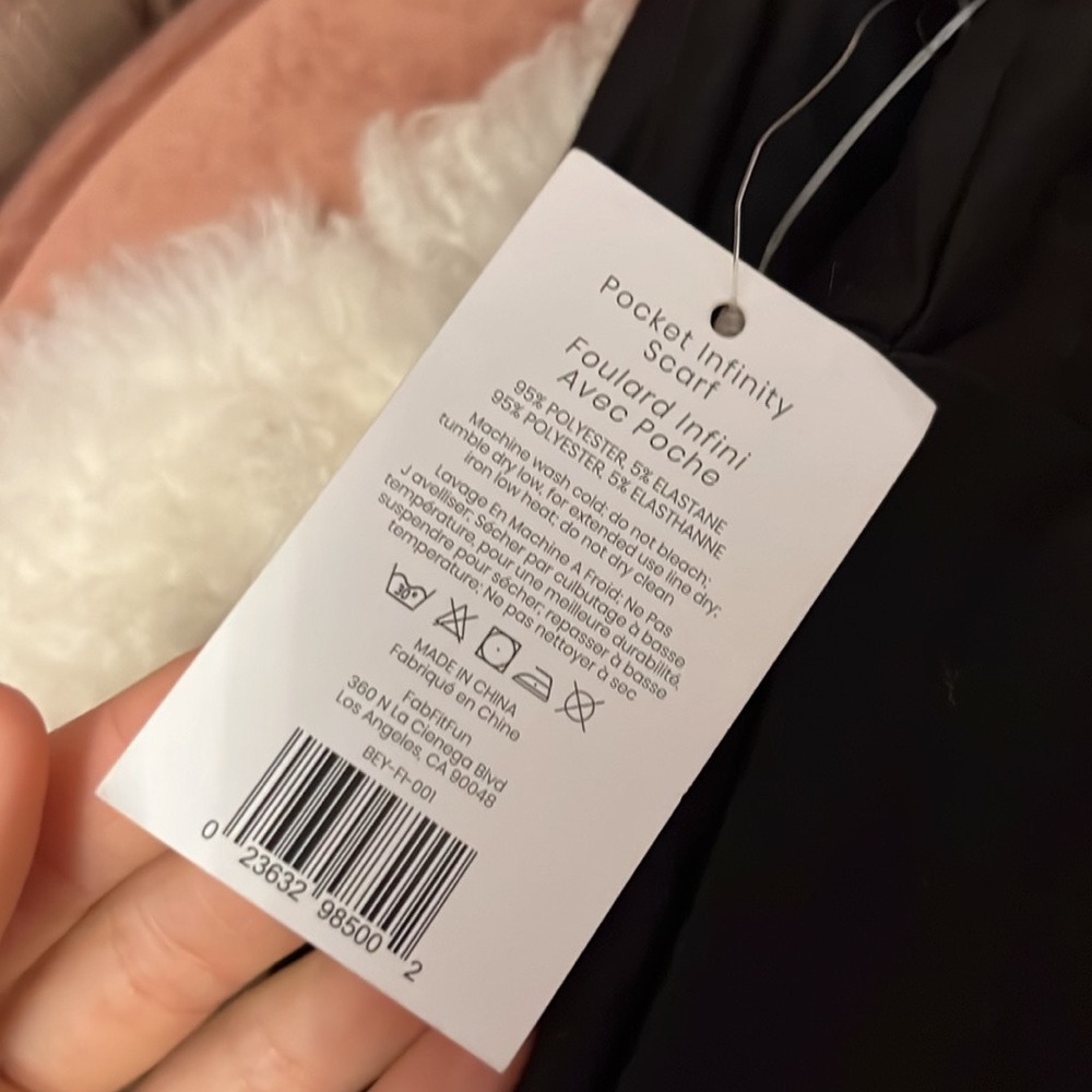 NEW Yoga infinity scarf - Picture 3 of 5